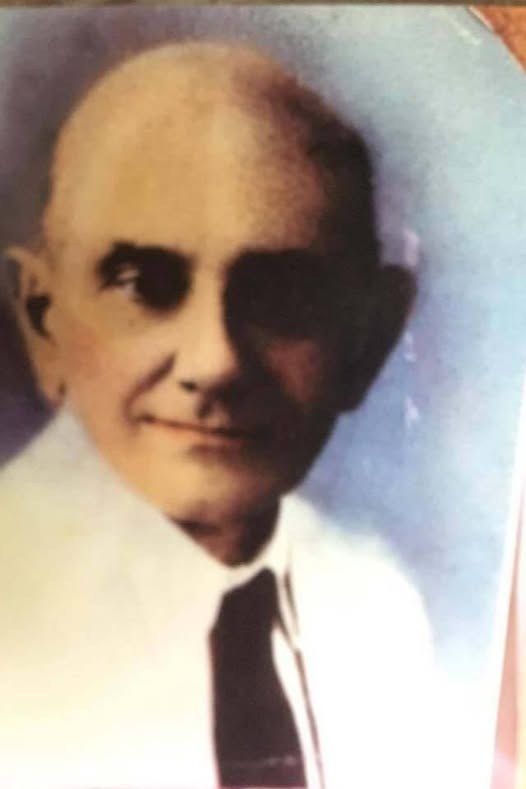 Leocadio Carralero Martínez en archivo familiar